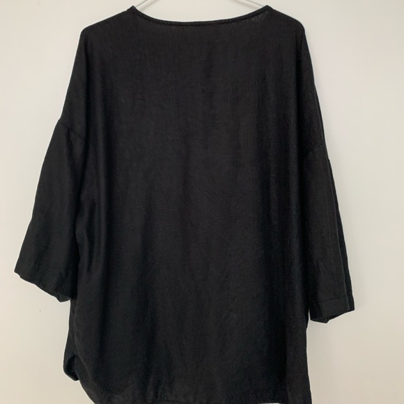 SOLD. Beaton linen utility shirt - Picture 2 of 4